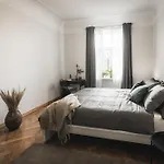 Apartment Large 6-bedroom For Groups - Gertrudes Street *