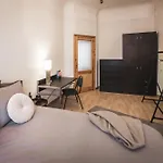 Appartamento Large 6-bedroom For Groups - Gertrudes Street *