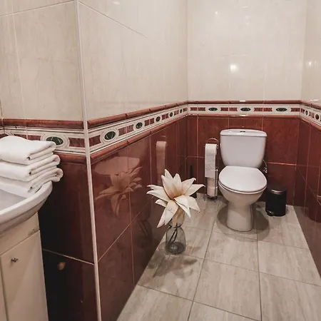 Appartamento Large 6-bedroom For Groups - Gertrudes Street *