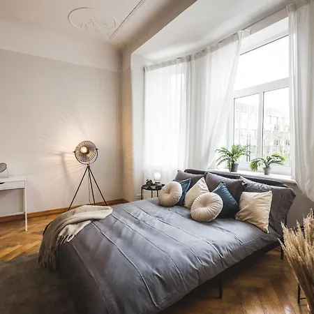 Διαμέρισμα Large 6-bedroom For Groups - Gertrudes Street *